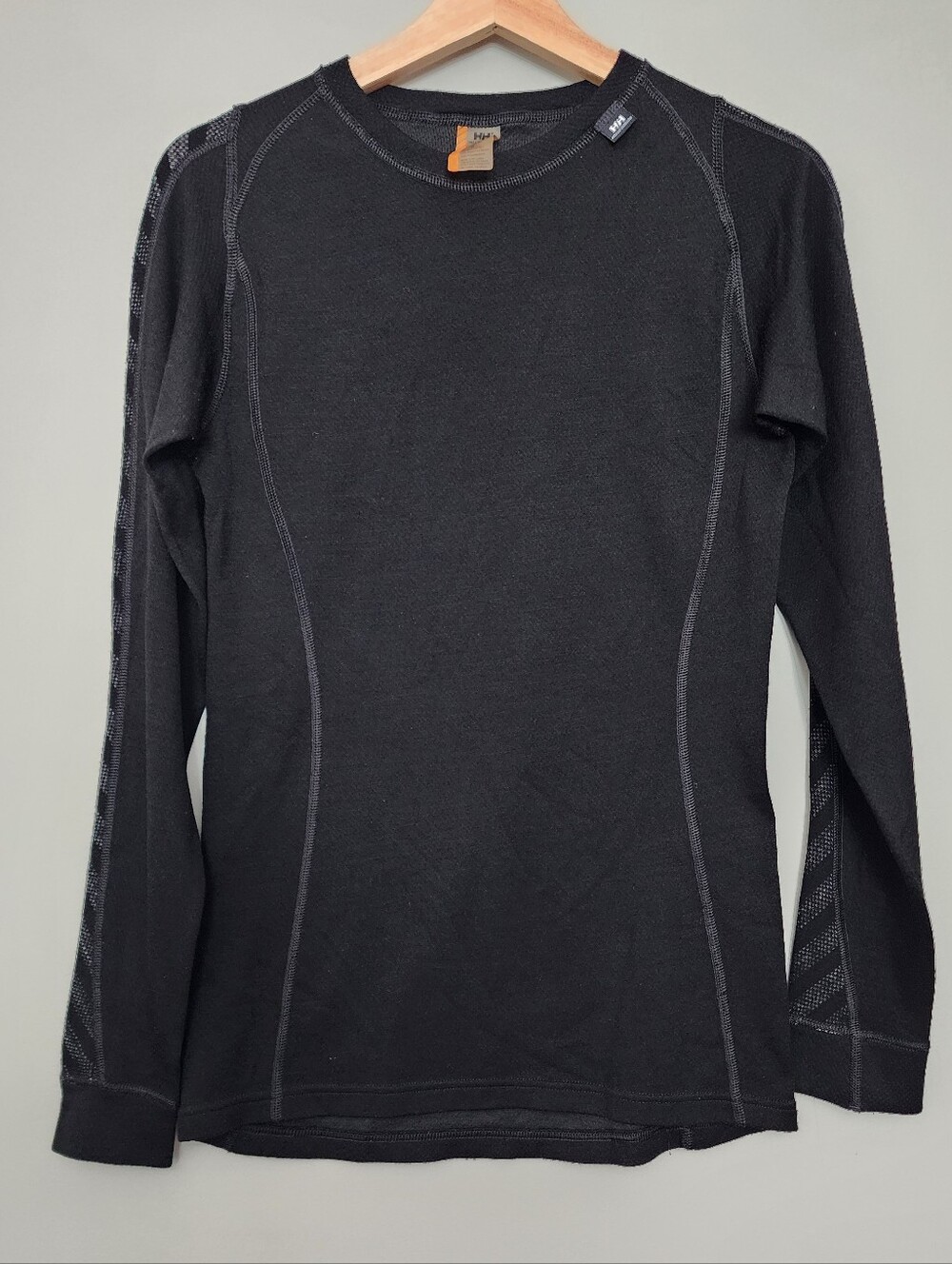 Helly Hansen Black Crewneck Merino Wool Lifa Stay Dry Technology Baselayer